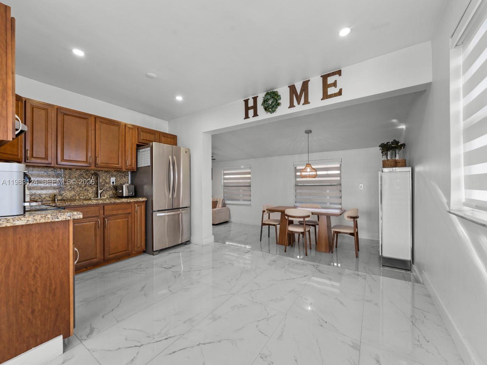 ULELAH - Residential