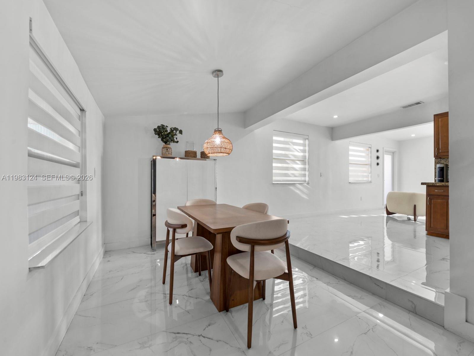 ULELAH - Residential