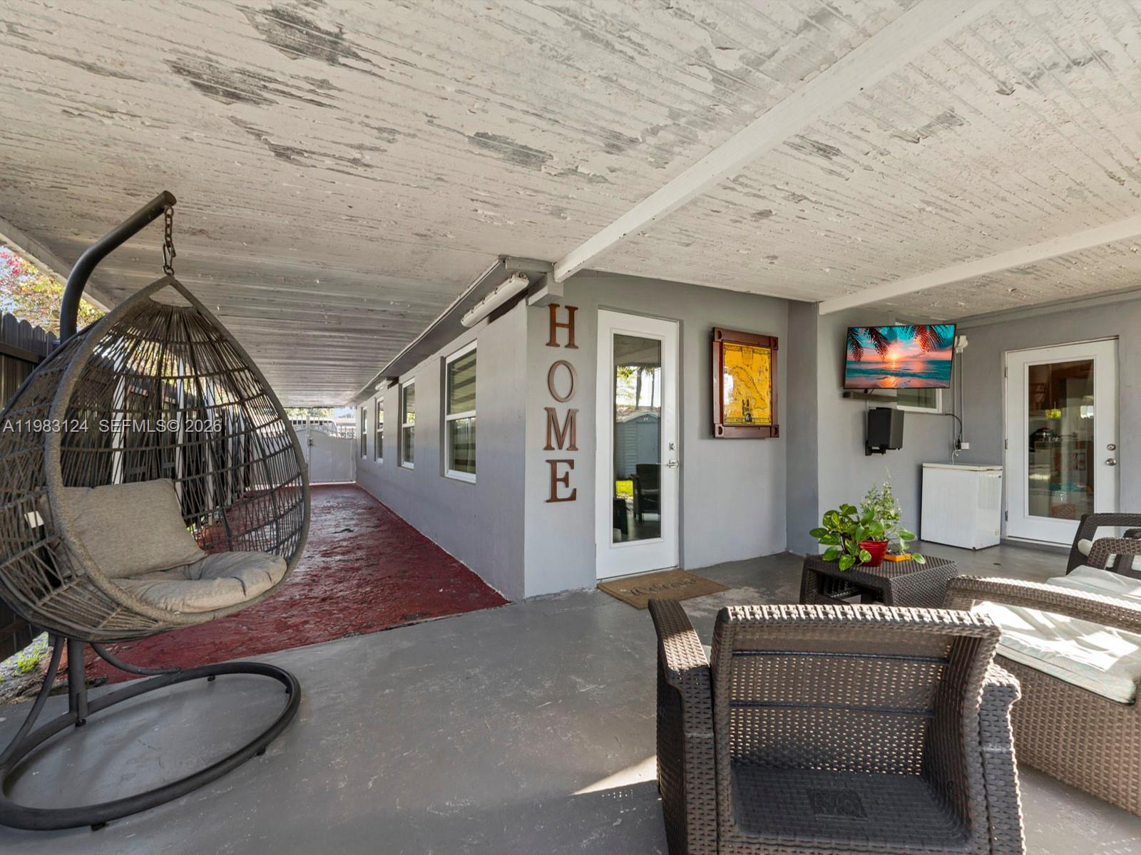 ULELAH - Residential