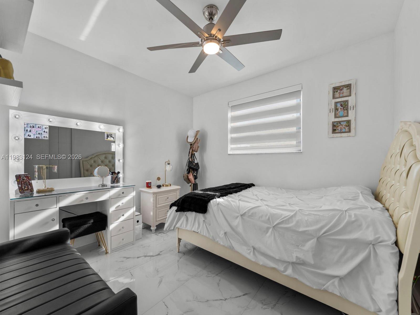 ULELAH - Residential