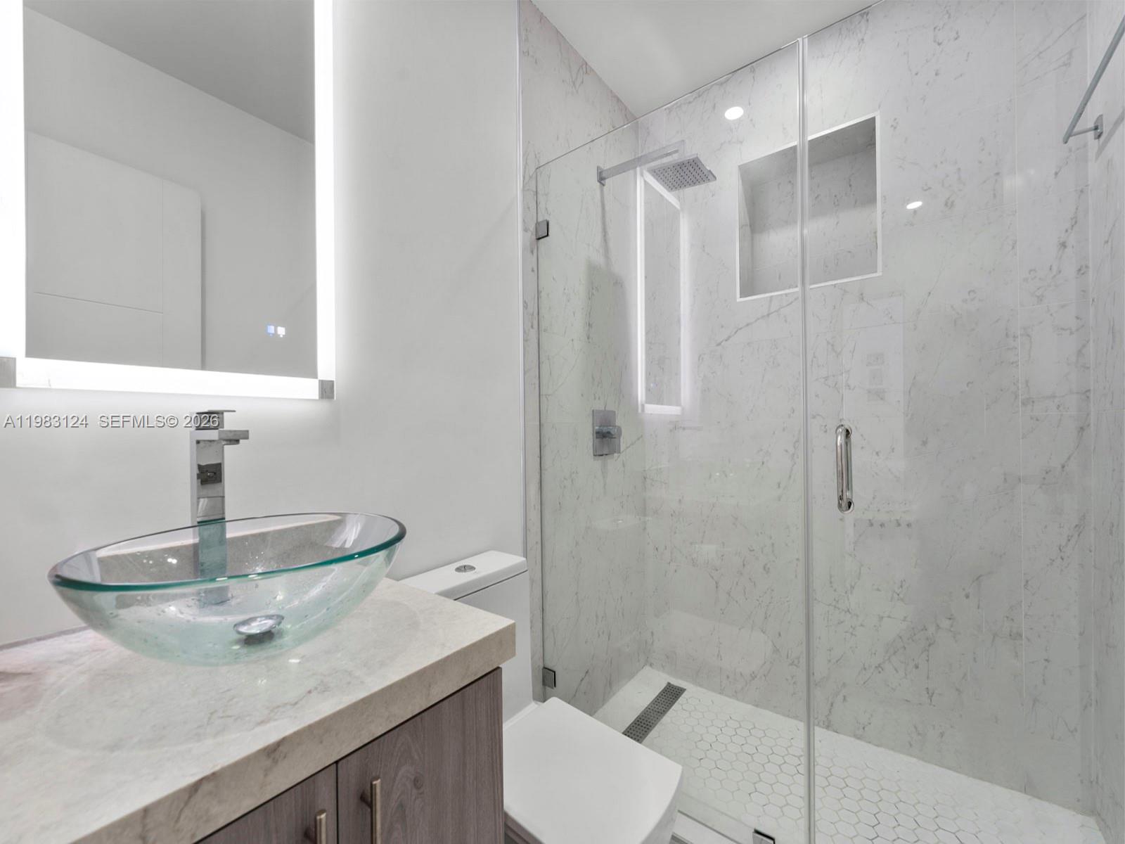 ULELAH - Residential