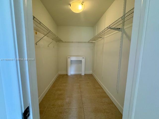 OAKLAND SHORES CONDOMINIU - Residential