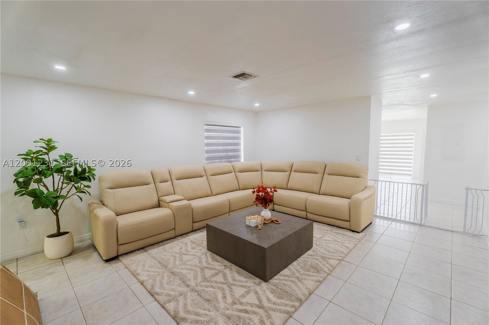 153 NW 6th St