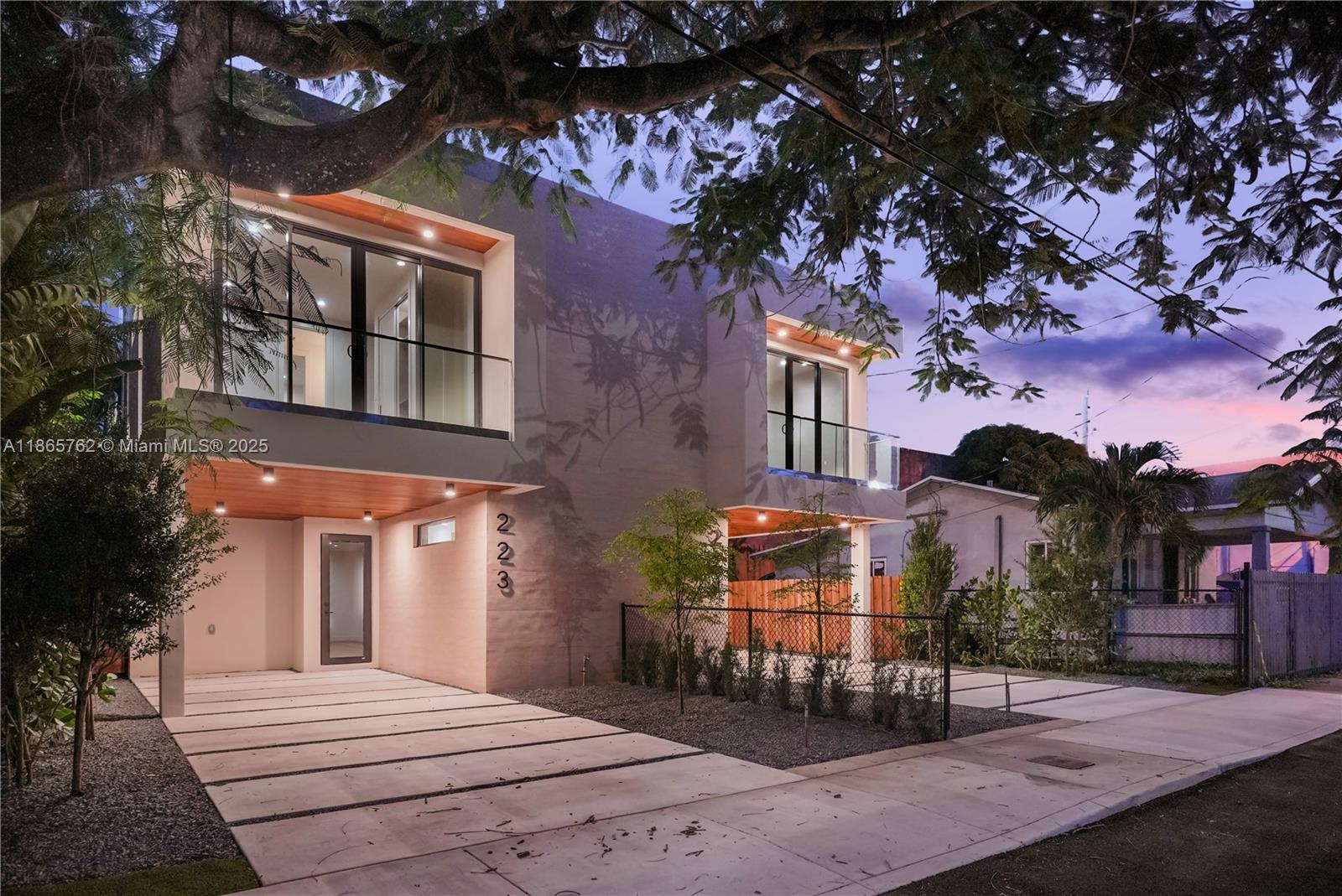 223 NW 51st St