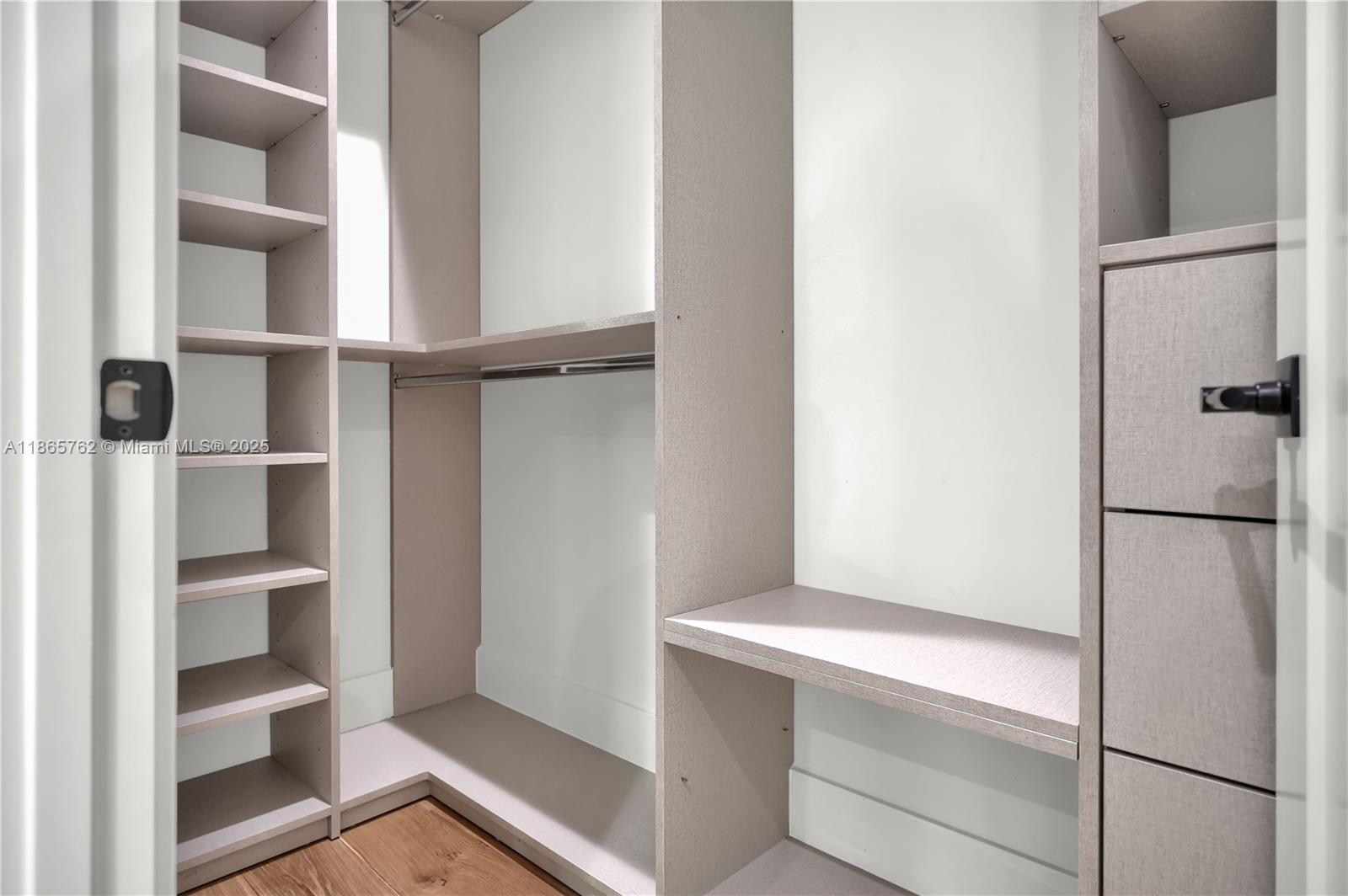 RAILWAY SHOPS ADDN 2ND AM - Residential