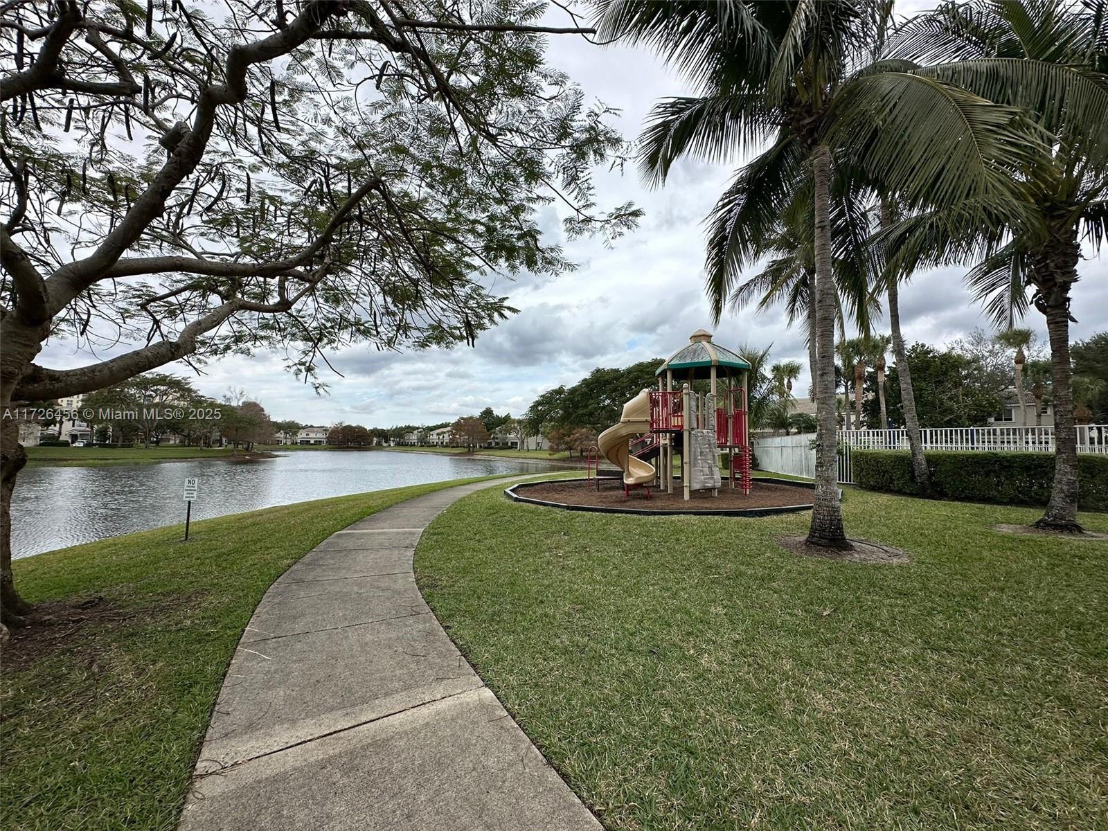 PALMBROOKE TOWNHOMES - Residential