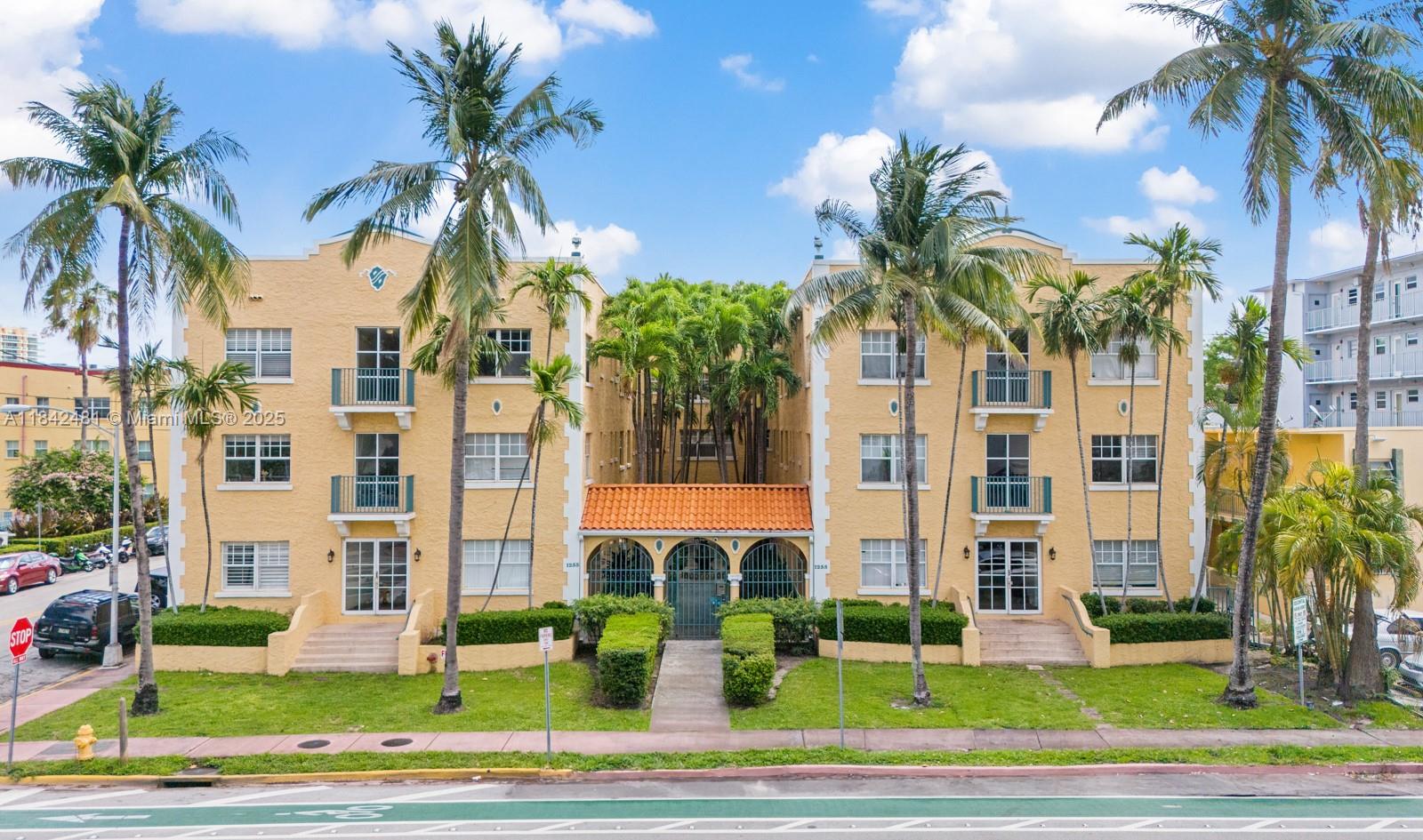 THE ROOSEVELT CONDO - Residential