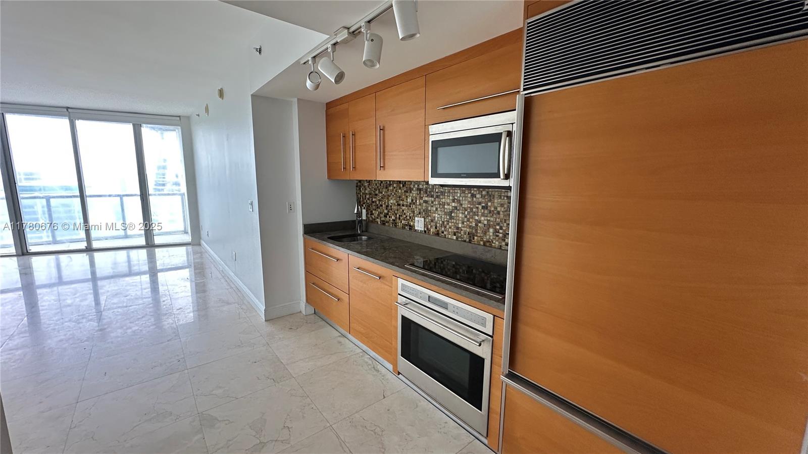 Rental Property at 475 Brickell Ave 5110, Miami, Broward County, Florida - Bathrooms: 1  - $2,800 MO.