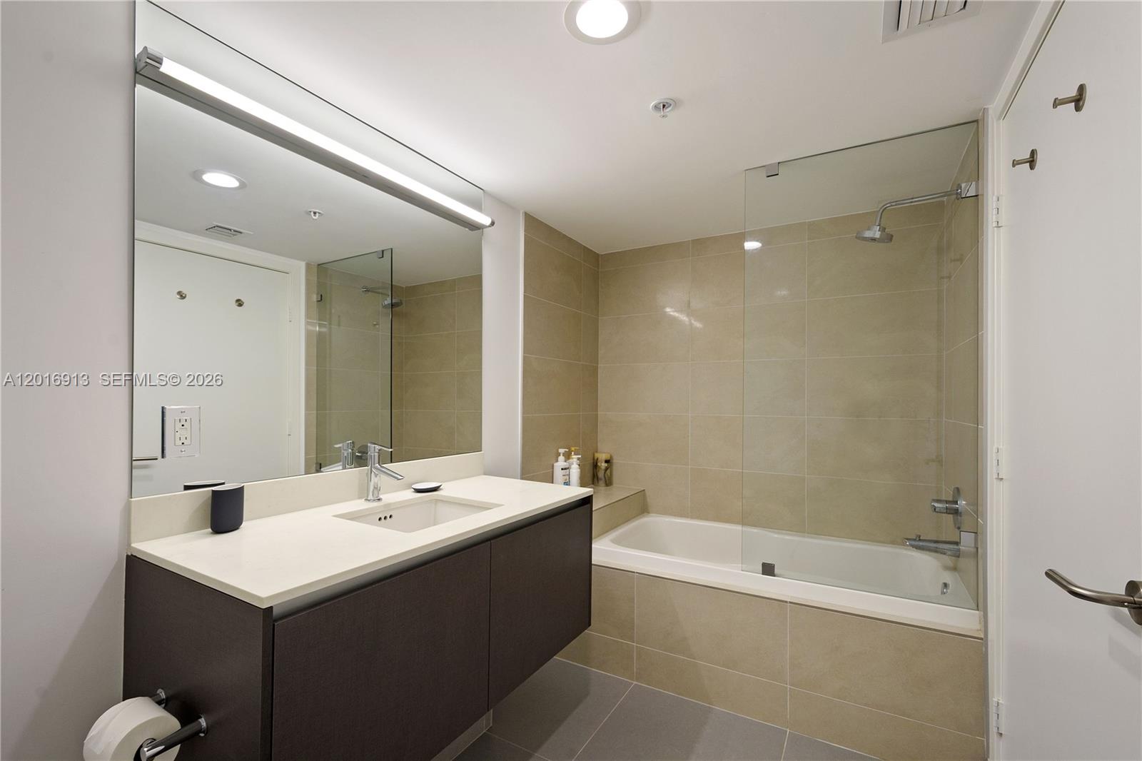 AMD PL OF 2ND OCEAN FRONT - Residential
