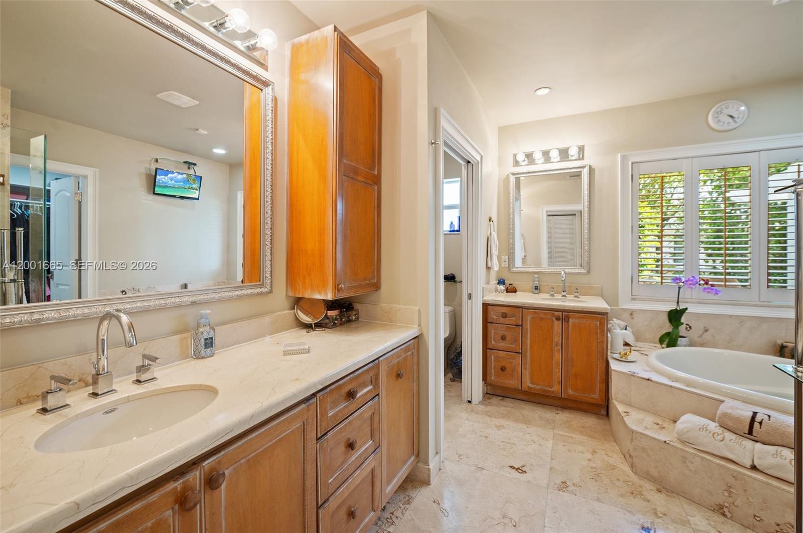 KENDALL PARK ESTATES 2ND - Residential