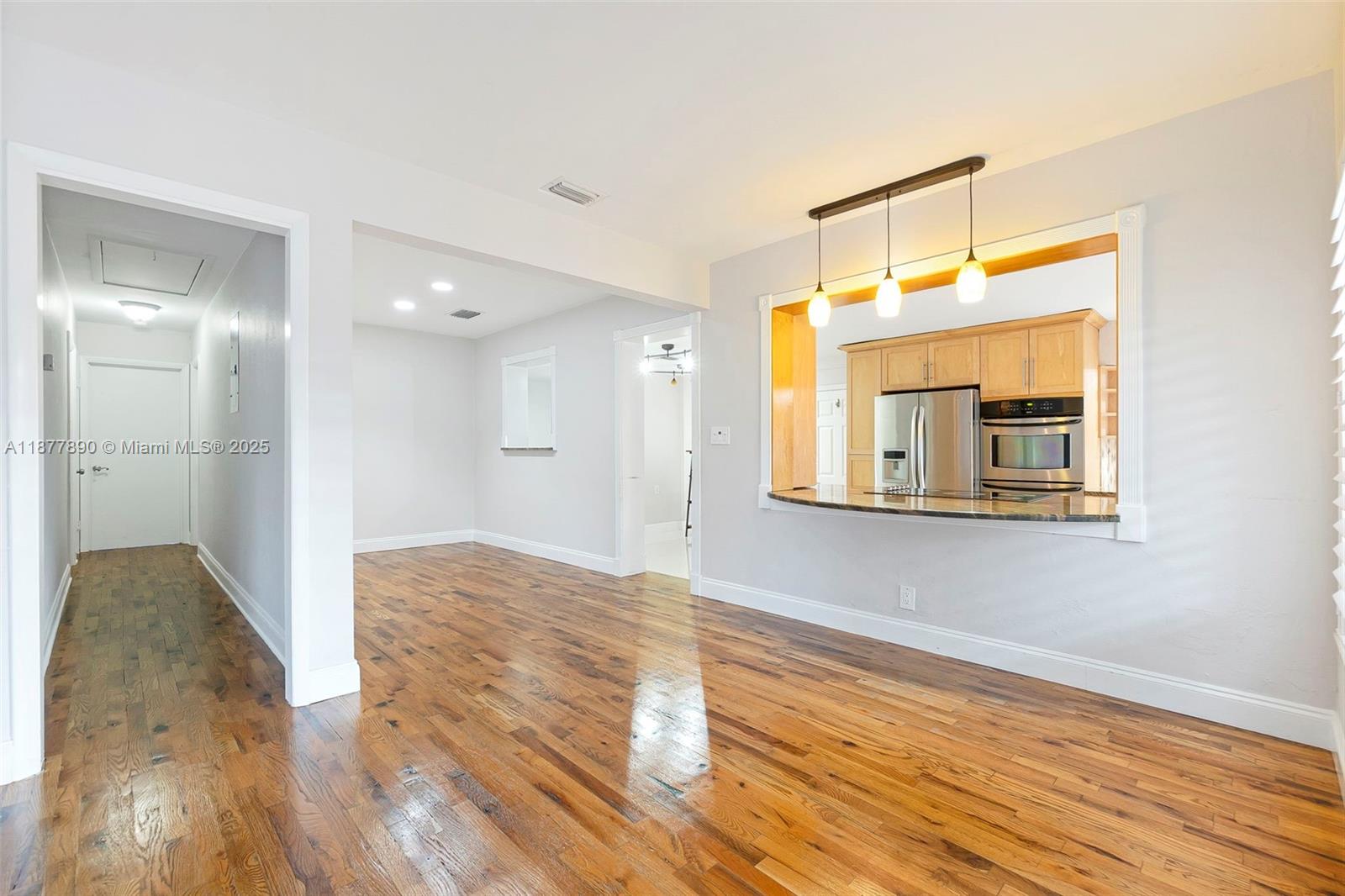 CORAL WOODS - Residential