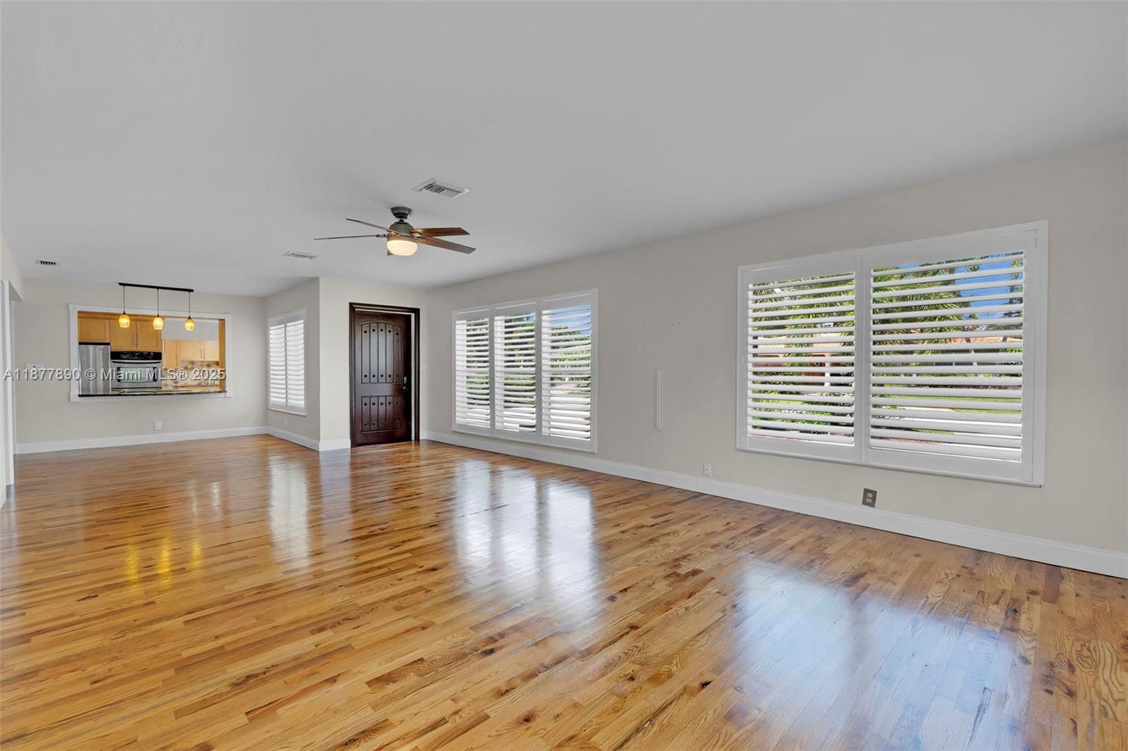 CORAL WOODS - Residential