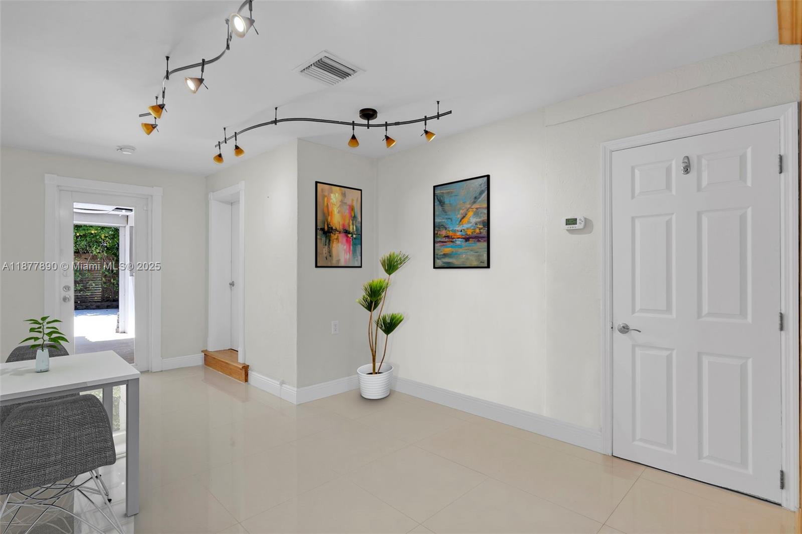 CORAL WOODS - Residential