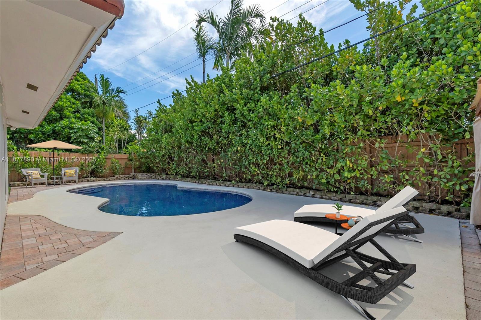 CORAL WOODS - Residential