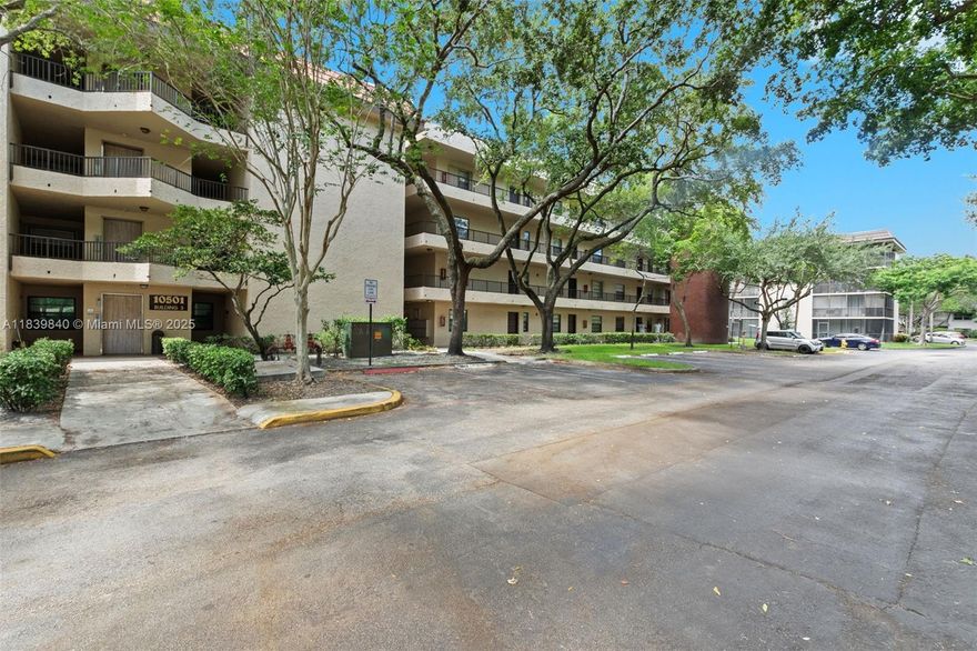 Beautiful, fully renovated apartment in the highly sought-after Plantation Racquet Club community. New Air conditioner. It has tile flooring in all living areas. It has zebra shades in the living room and master bedroom. Recently painted. The kitchen has been remodeled and has brand-new stainless steel appliances. Both bathrooms have been exquisitely renovated. It has a washer and dryer inside the unit. Centrally located in the Plantation area near highways, shopping, restaurants, malls, hospitals, and so much more