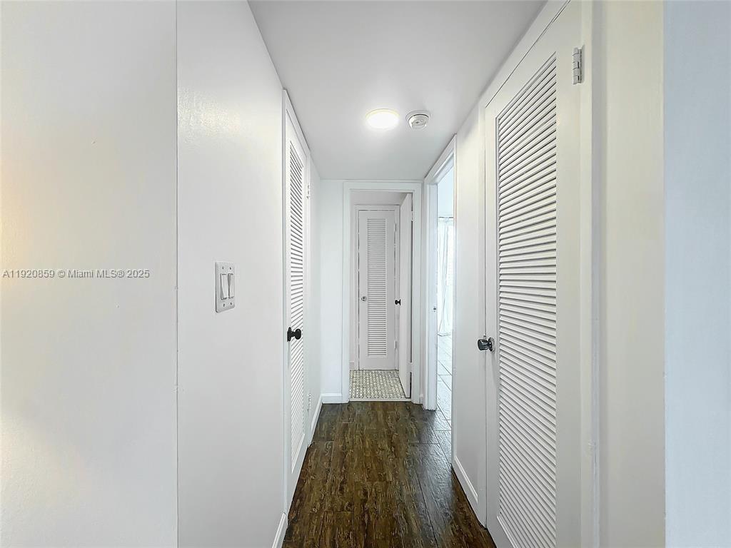 THE KNIGHTSBRIDGE CONDO - Residential