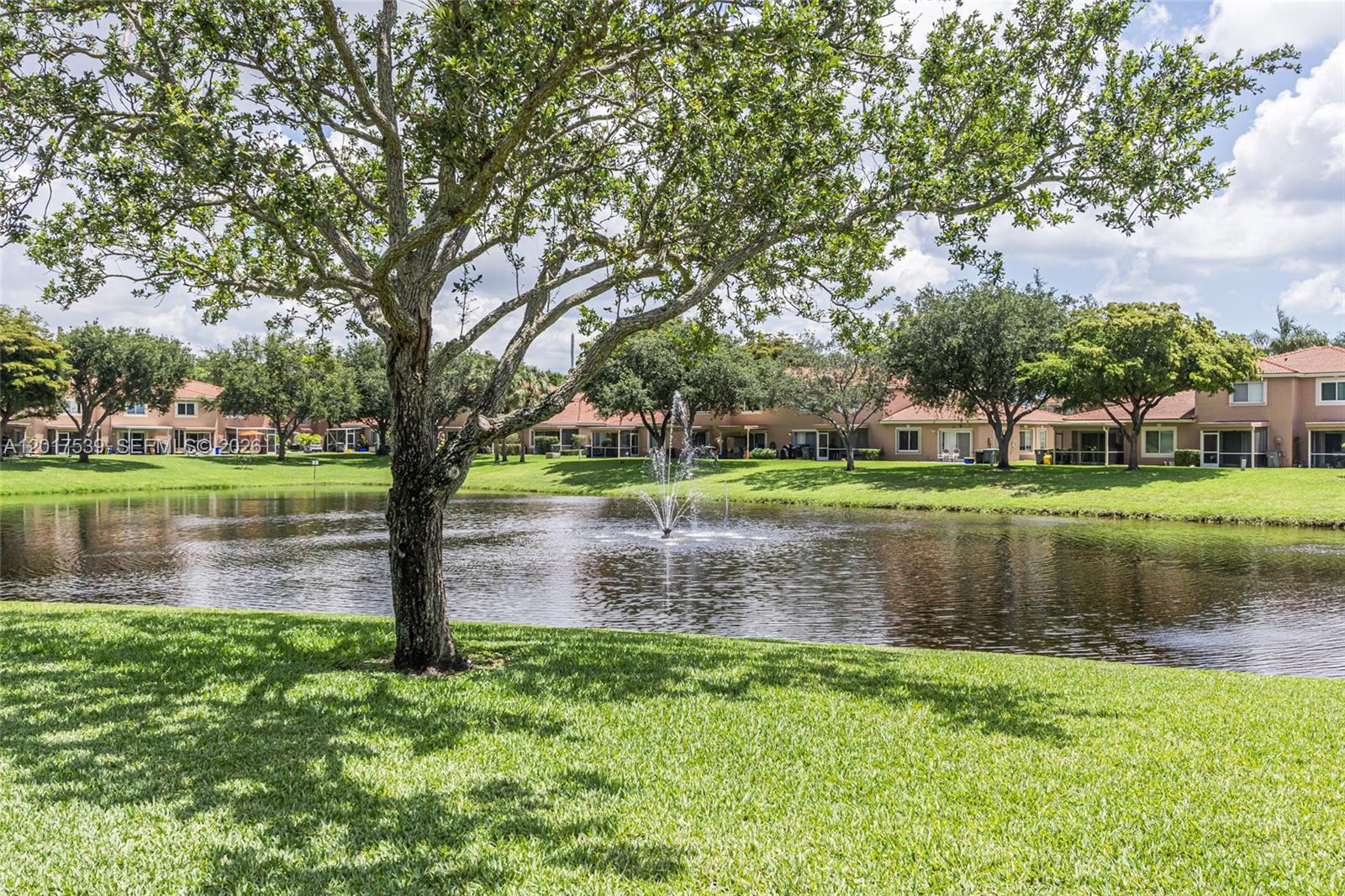 SANTA CRUZ - Residential