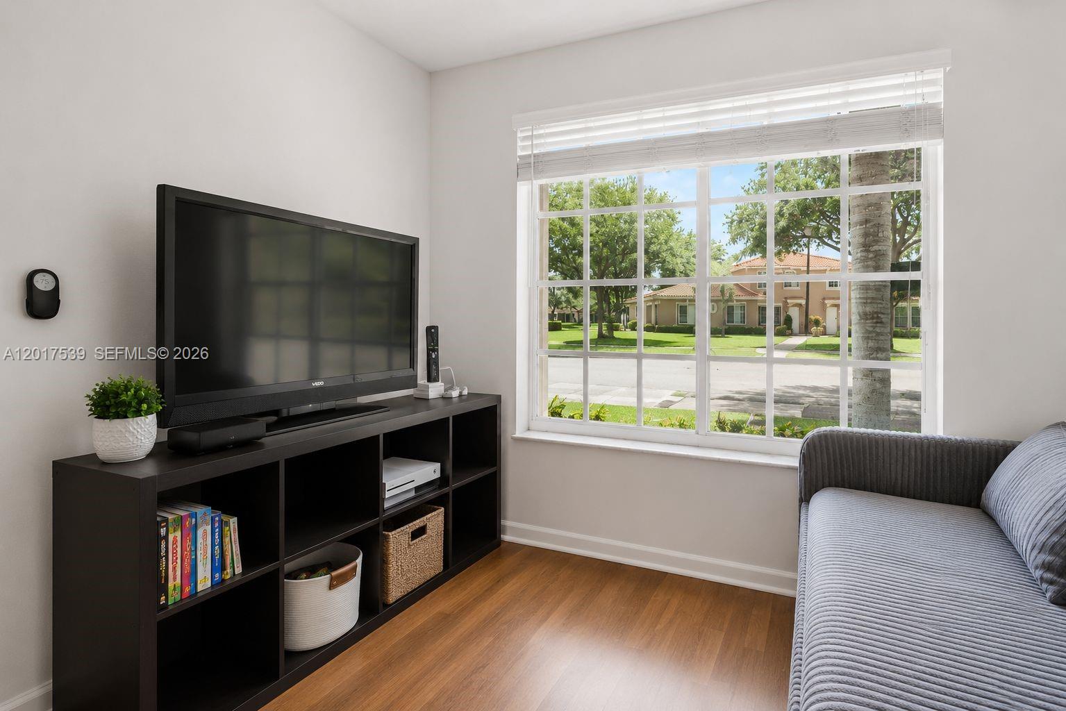 SANTA CRUZ - Residential
