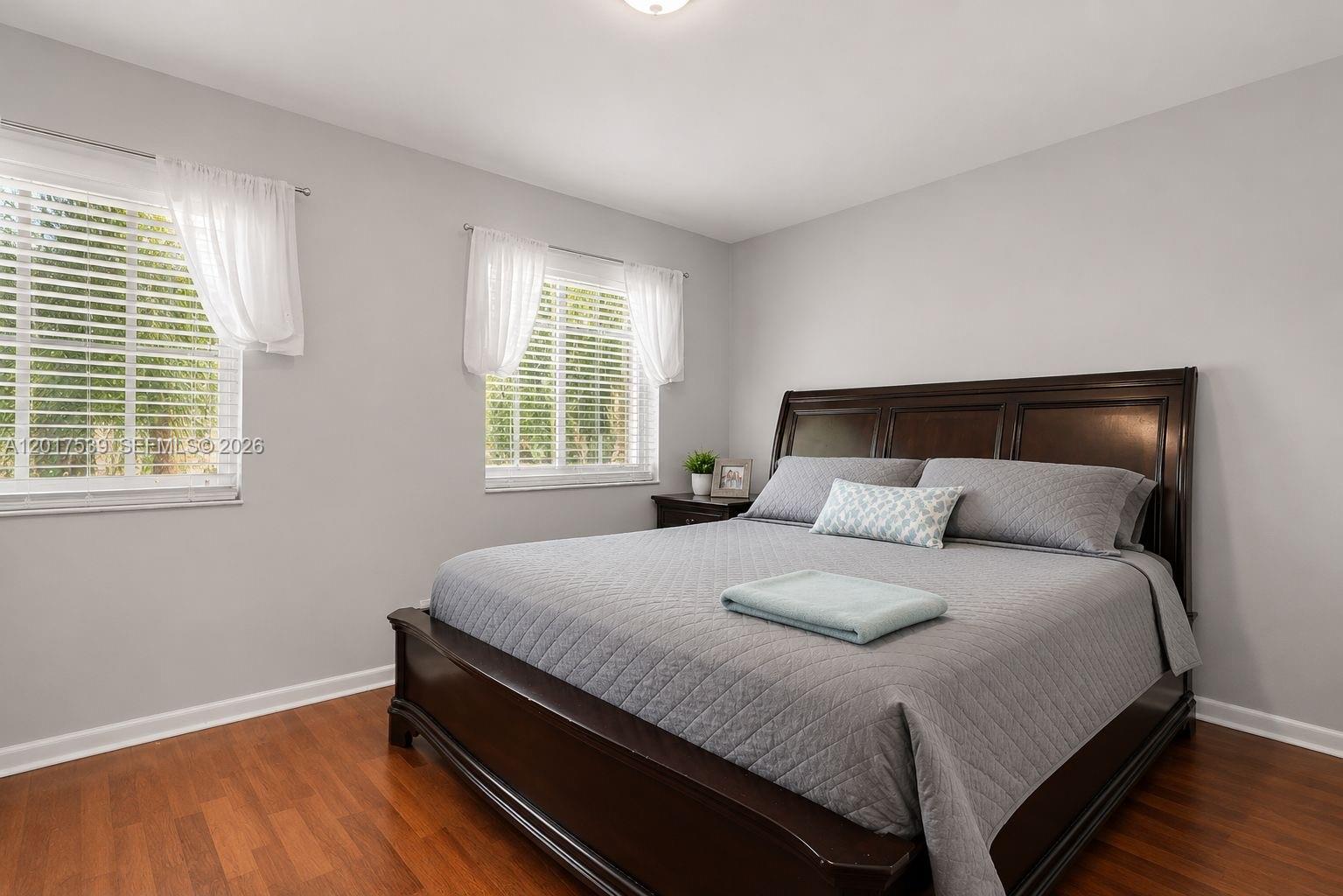 SANTA CRUZ - Residential