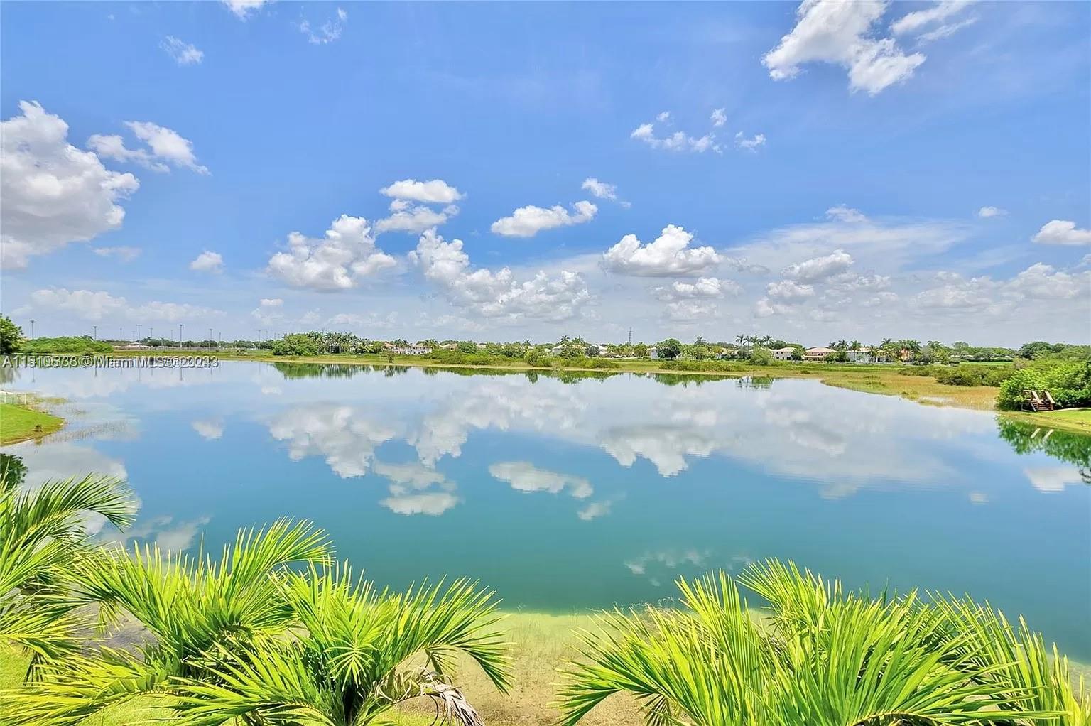 SESSA EIGHT - Residential Lease
