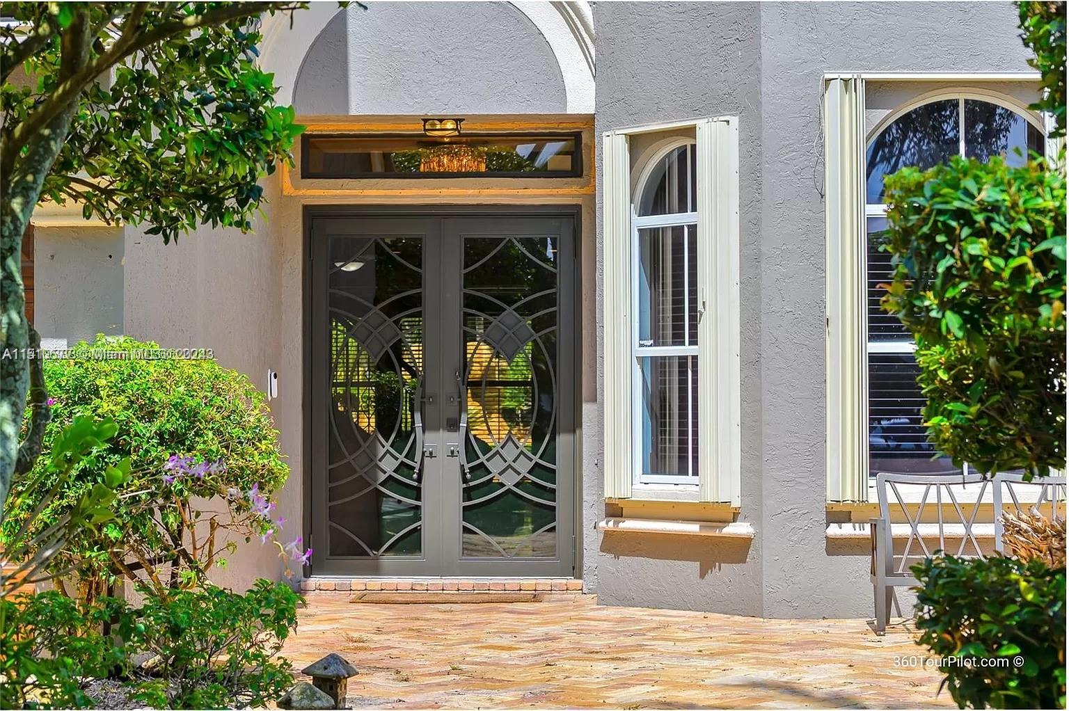 SESSA EIGHT - Residential Lease