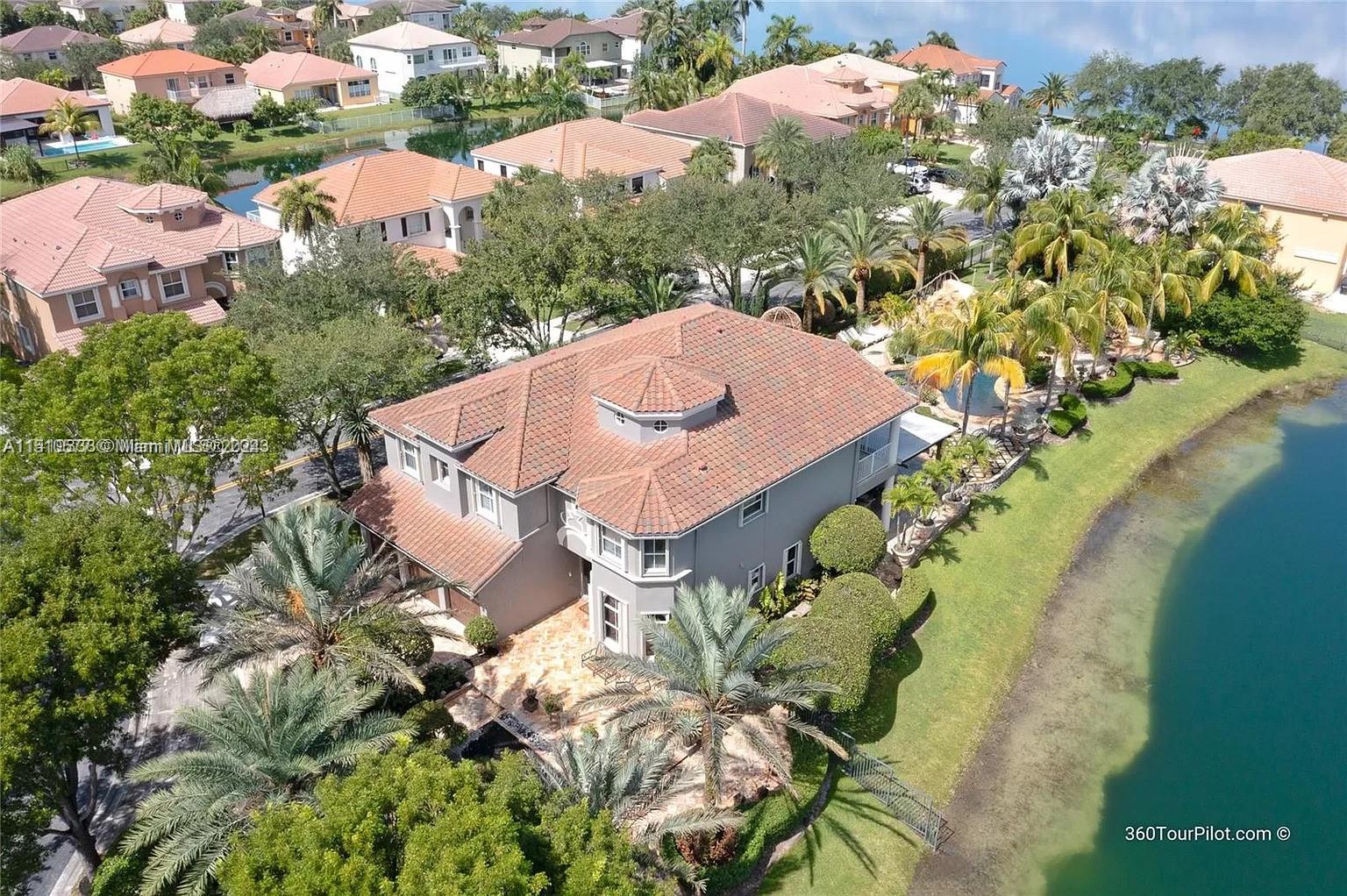 SESSA EIGHT - Residential Lease