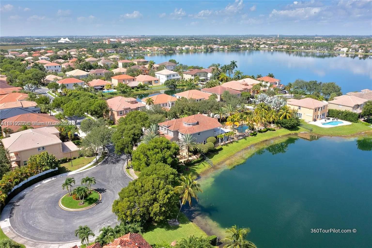SESSA EIGHT - Residential Lease