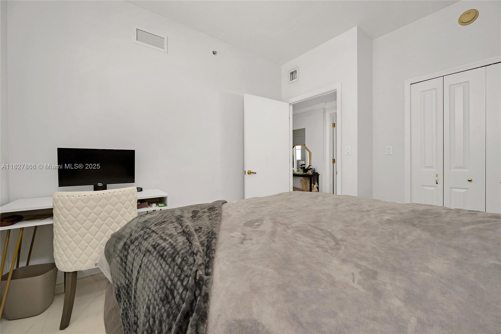 ONE VILLAGE PLACE CONDO - Residential