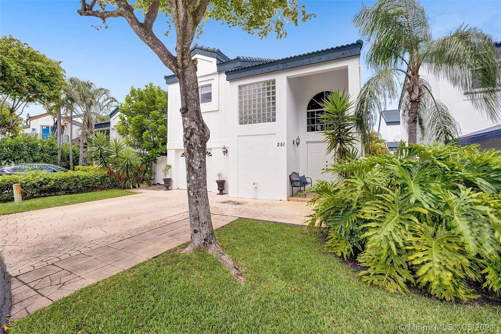 SAN SIMEON HOMES - Residential