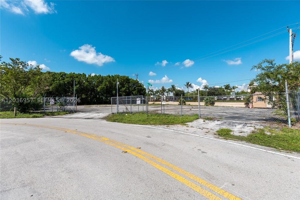 Photo of 311 NW 135th Way, Plantation, FL 33325 (MLS # A12036957)
