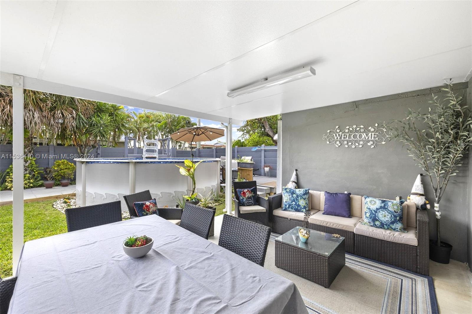 HOLLYWOOD HEIGHTS ADD SEC - Residential
