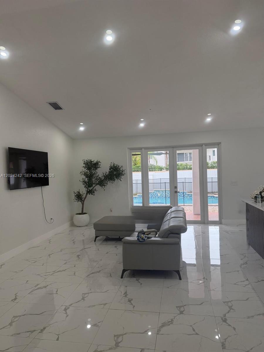 SEVILLA ESTATES - Residential