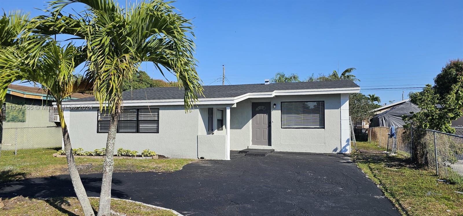 3021 Nw 7th Ct Ct, Fort Lauderdale, Broward County, Florida - 3 Bedrooms  
1 Bathrooms - 