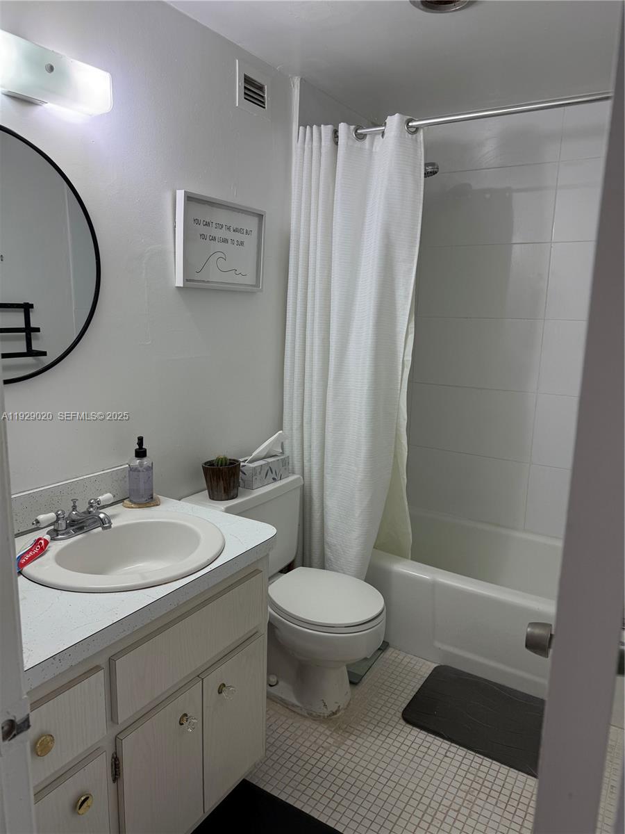 COASTAL TOWERS CONDO - Residential Lease