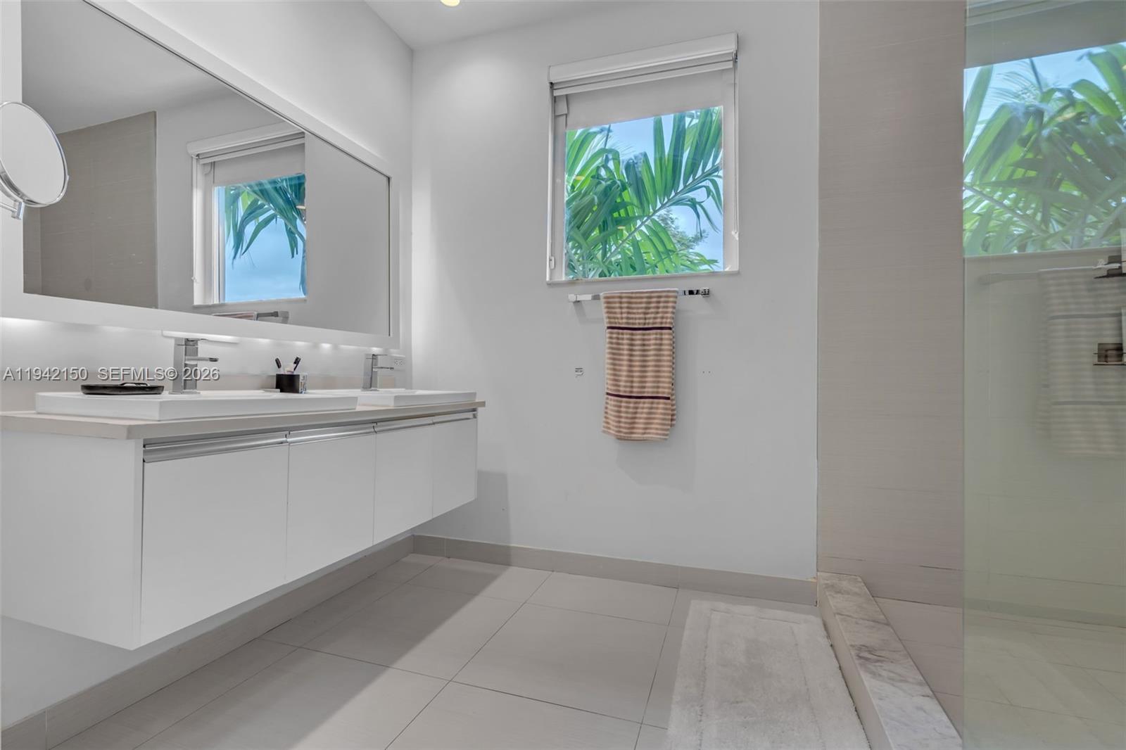 LANDMARK AT DORAL - Residential