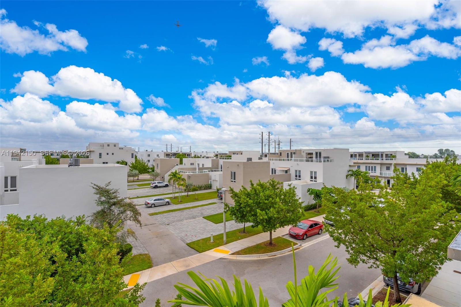 LANDMARK AT DORAL - Residential