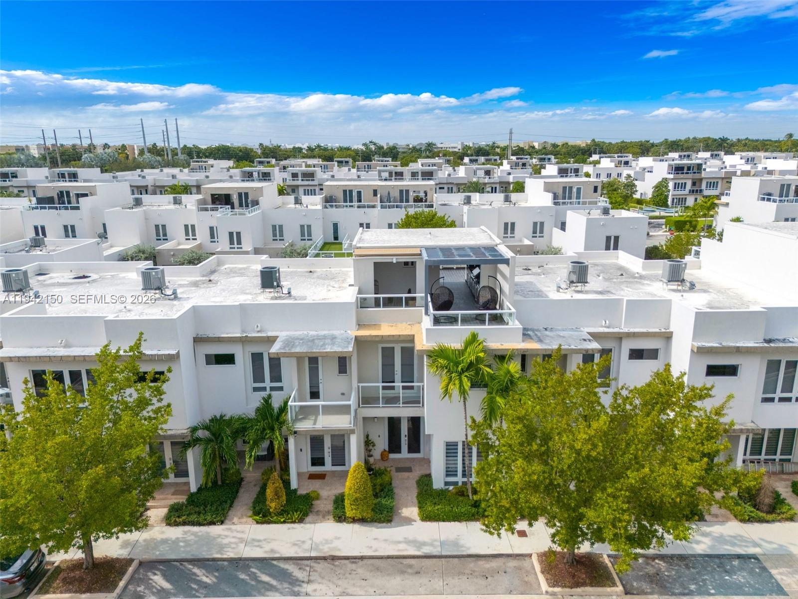 LANDMARK AT DORAL - Residential