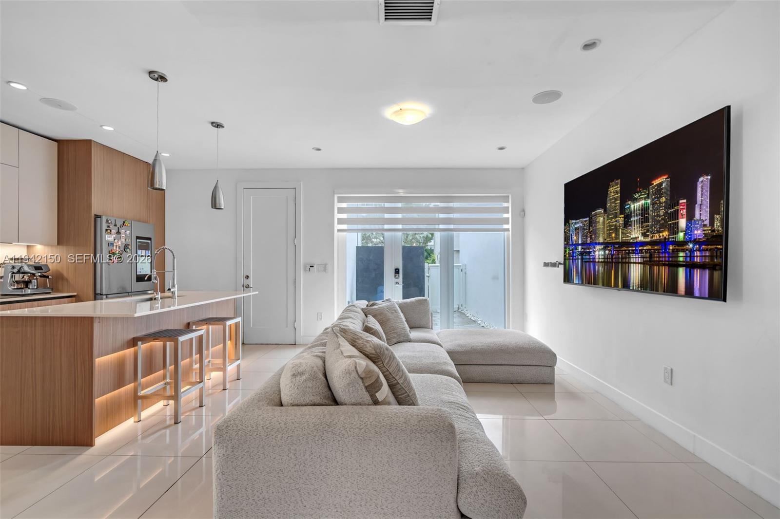 LANDMARK AT DORAL - Residential