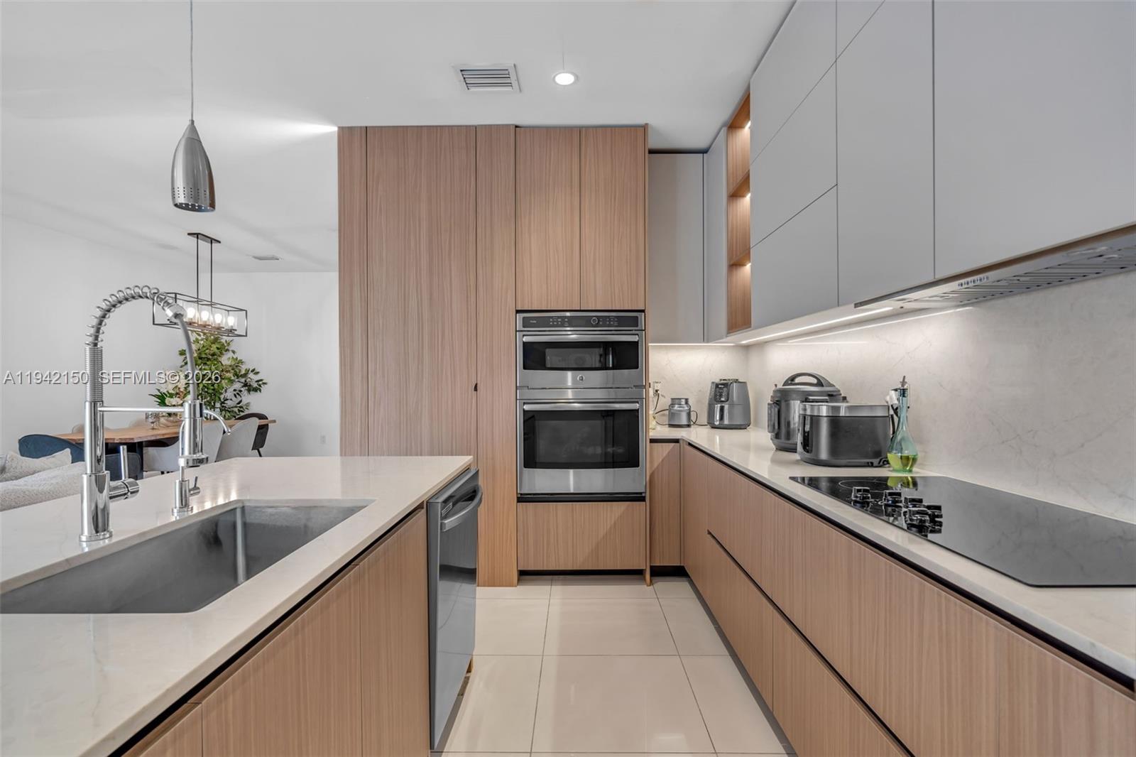 LANDMARK AT DORAL - Residential