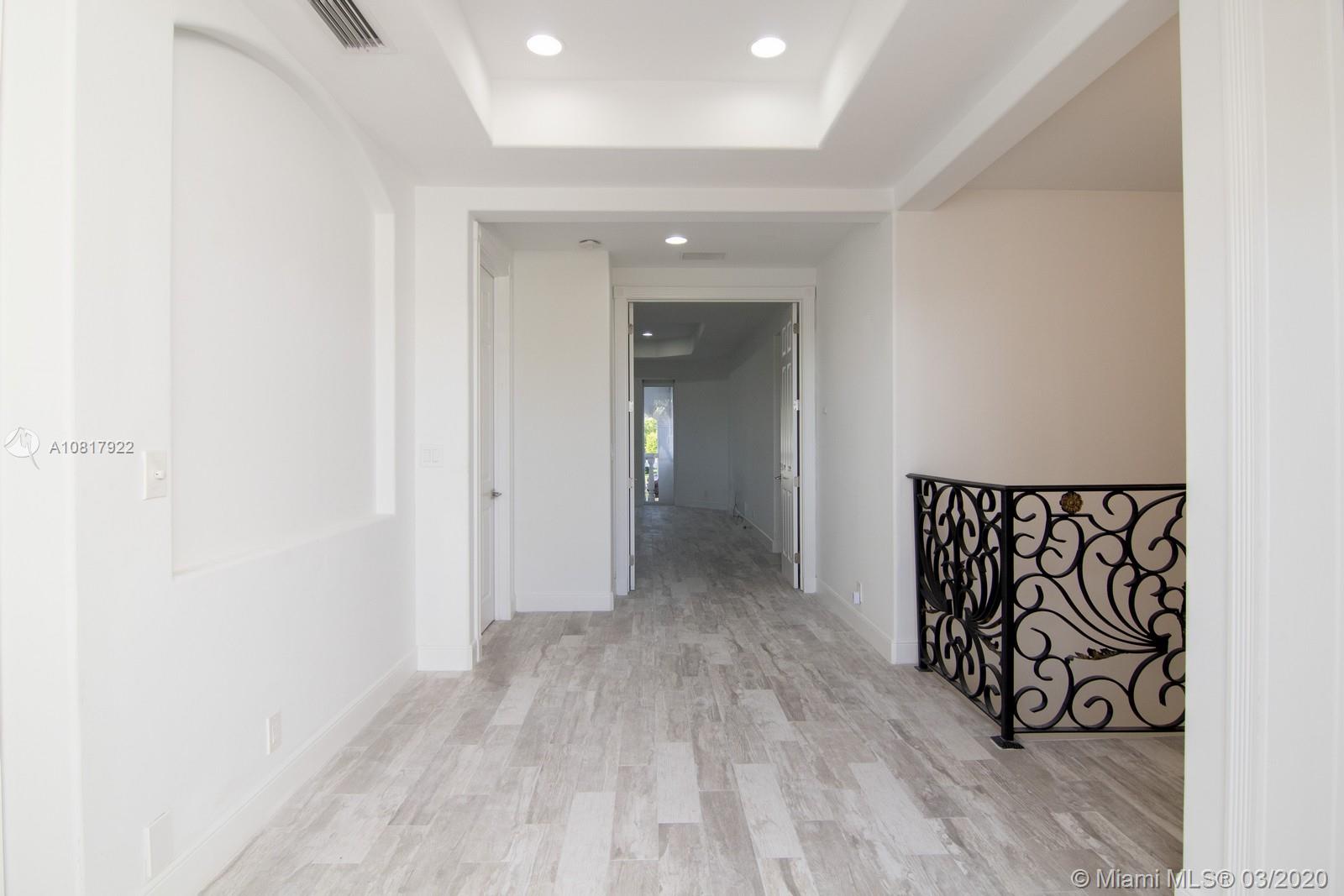 GOLDEN BEACH SEC F - Residential