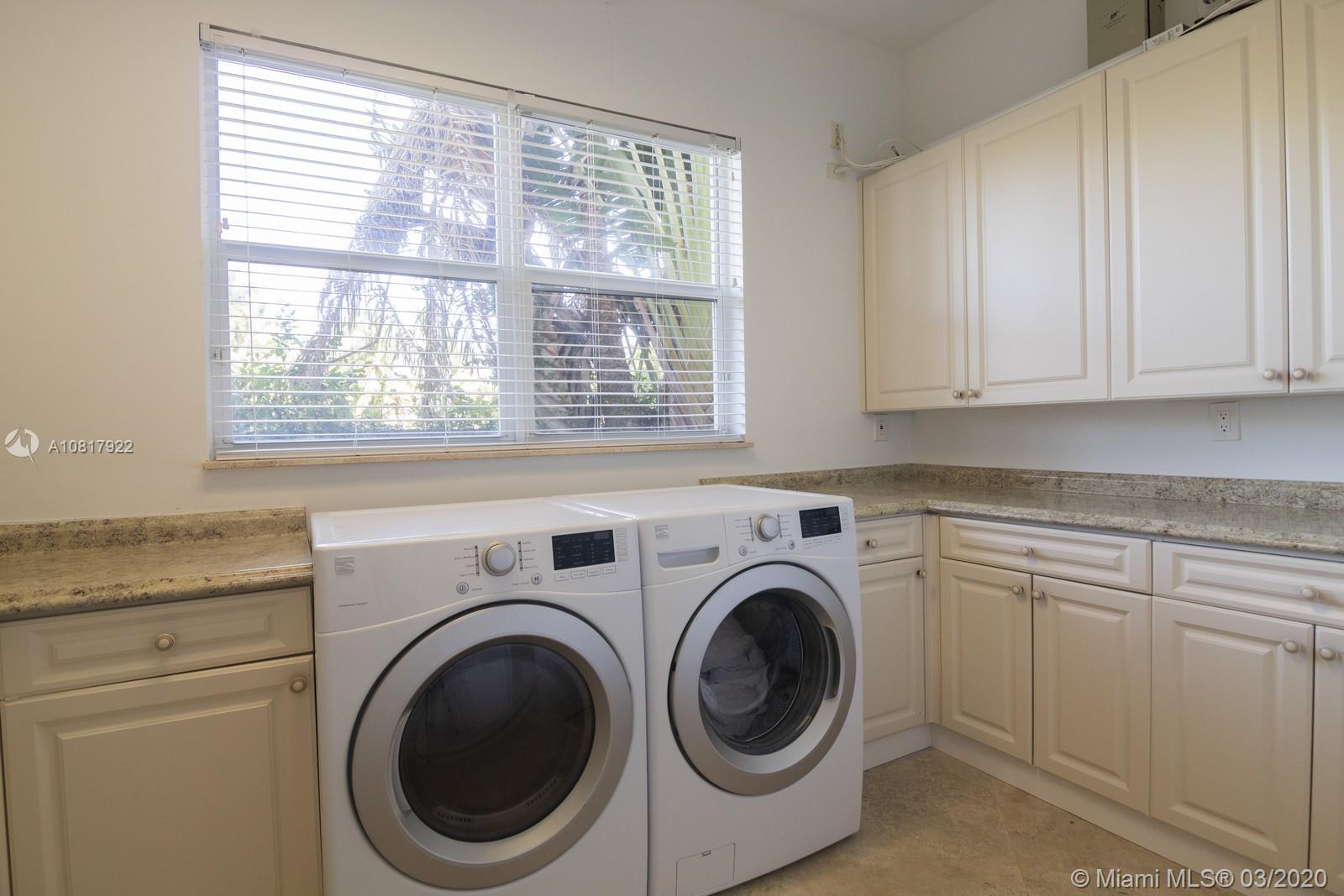 GOLDEN BEACH SEC F - Residential