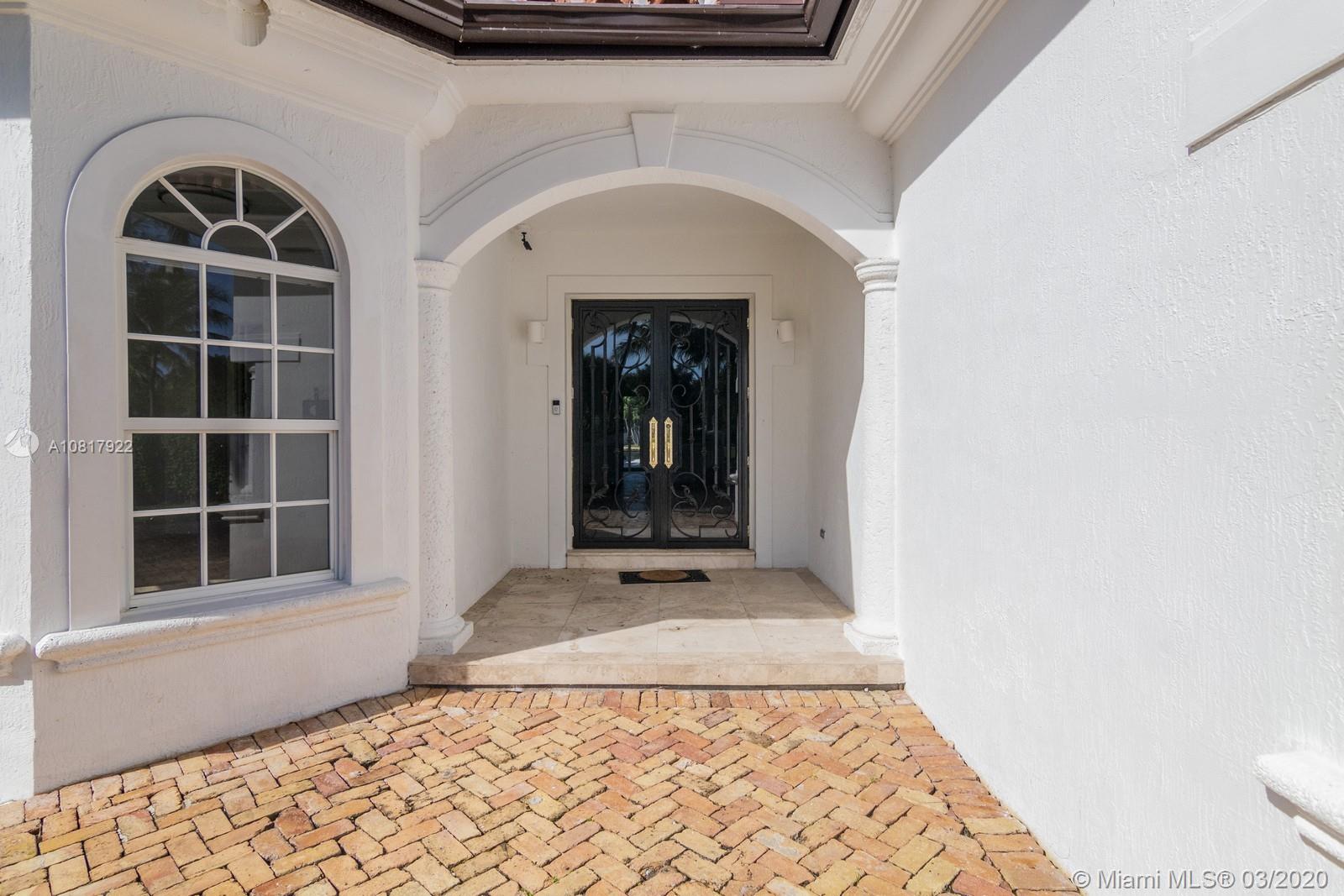 GOLDEN BEACH SEC F - Residential