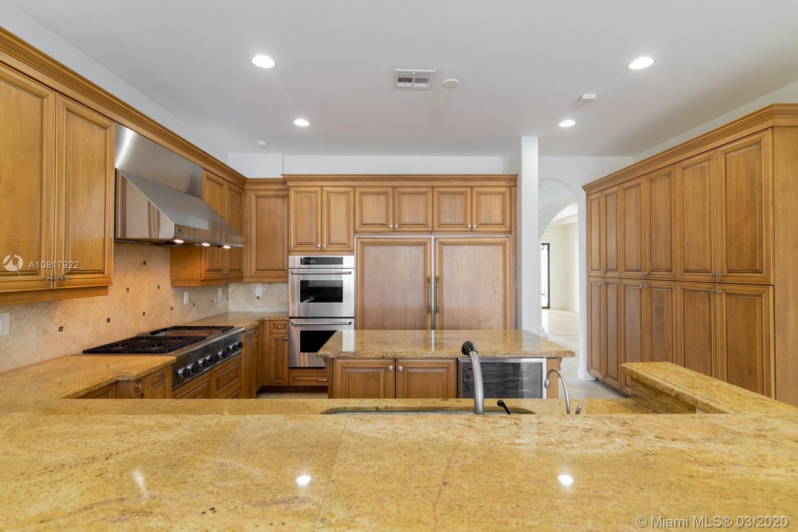 GOLDEN BEACH SEC F - Residential