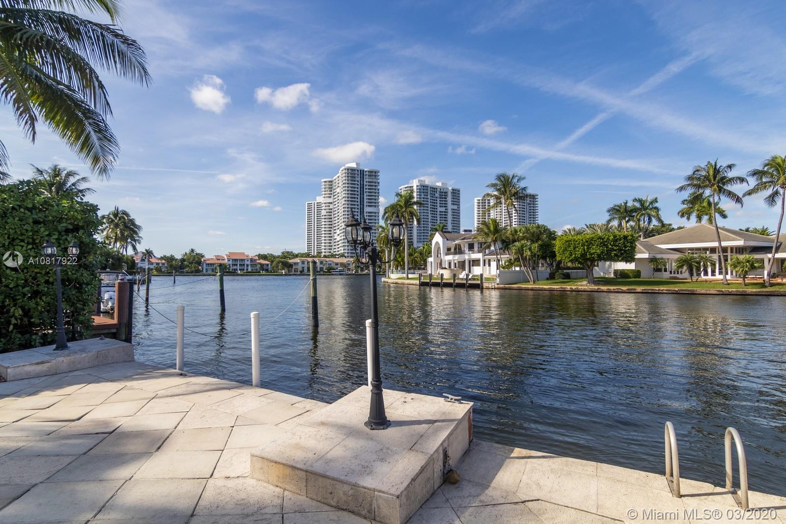 GOLDEN BEACH SEC F - Residential