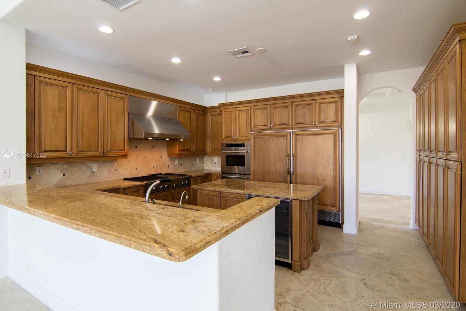 GOLDEN BEACH SEC F - Residential