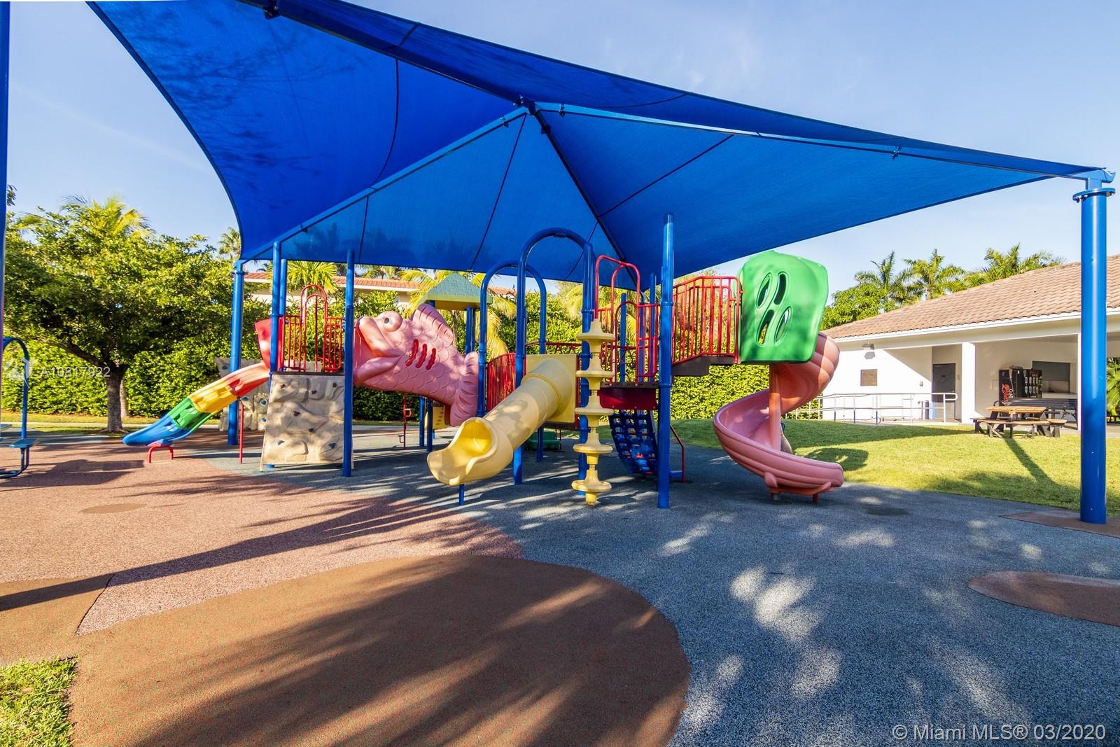 GOLDEN BEACH SEC F - Residential