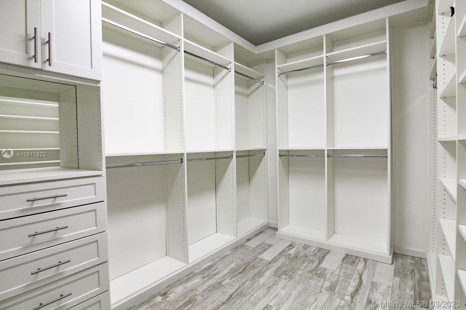 GOLDEN BEACH SEC F - Residential