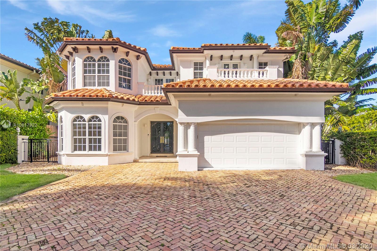 GOLDEN BEACH SEC F - Residential