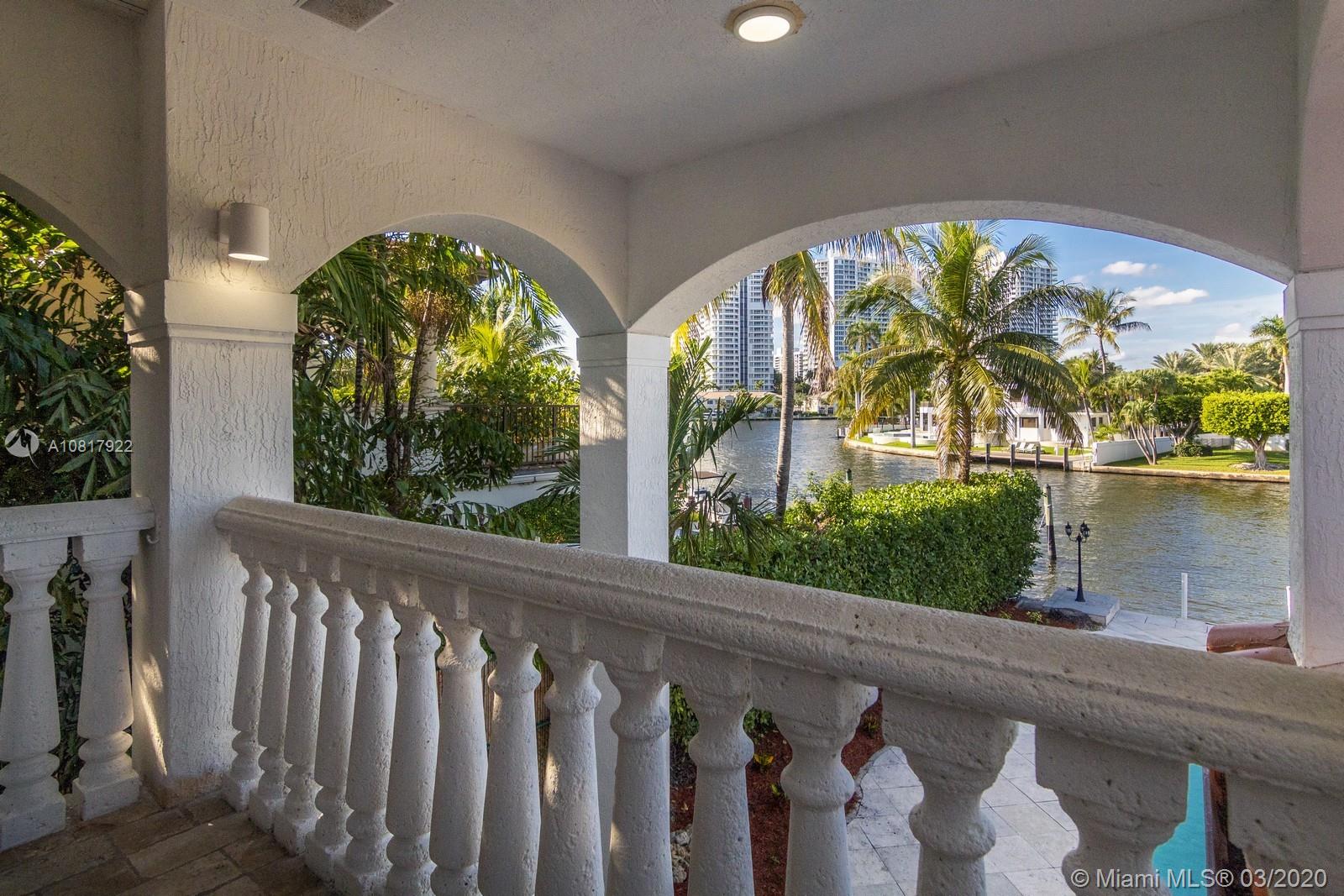 GOLDEN BEACH SEC F - Residential