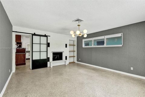 FREE Updated List of Palm Beach County Bank Owned Properties 1421 S Palmway Lake Worth FL 33460